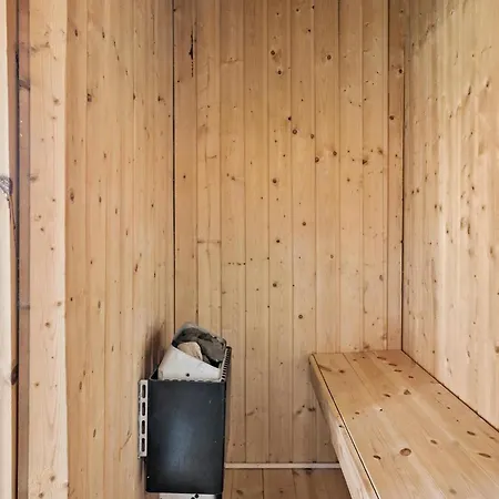 Beach Front Home In Harboore With Sauna Vakantiehuis