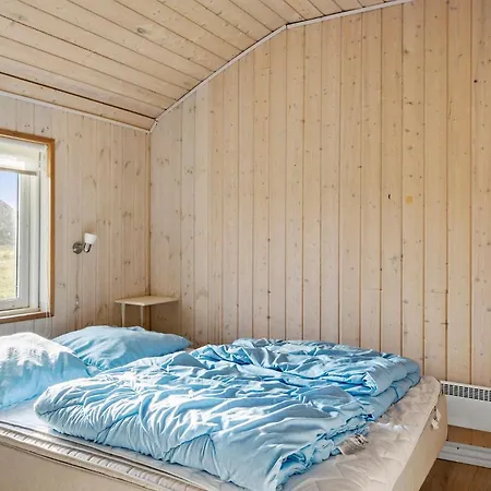 Beach Front Home In Harboore With Sauna Vakantiehuis