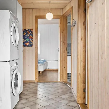 In Harboore With Kitchen 哈博尔